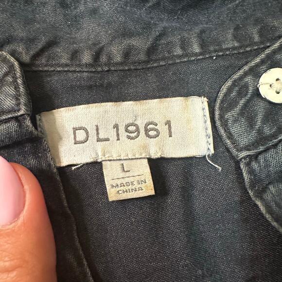 DL1961 Women's Gansevoort Sleeveless Denim Top Size L In Washed Black Overdye - Picture 6 of 10